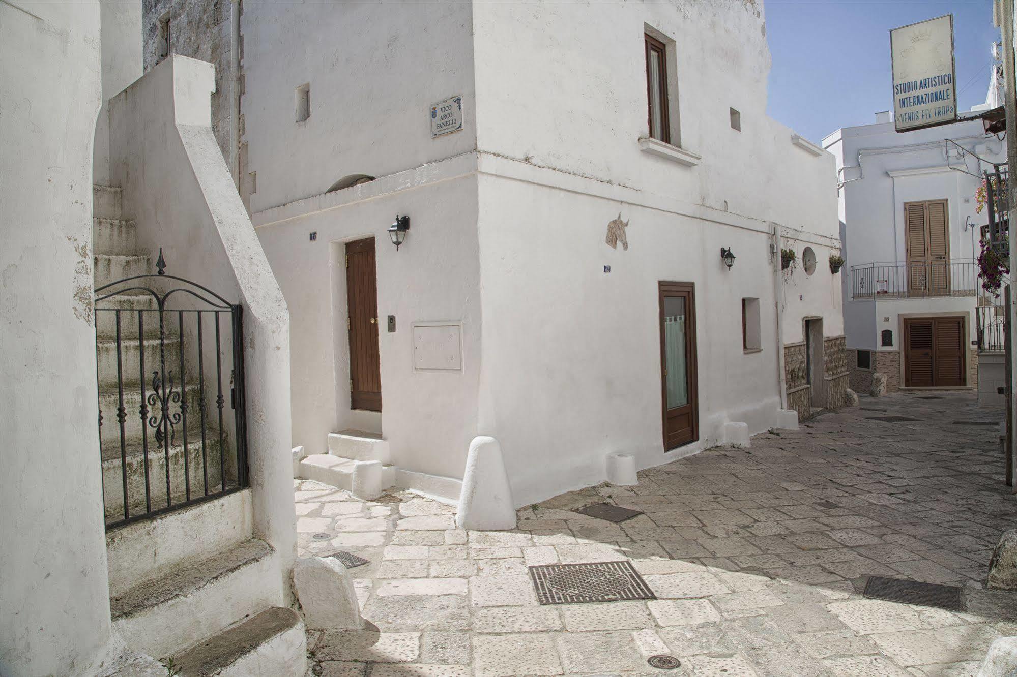 Vecchia Mottola Albergo Diffuso Buitenkant foto