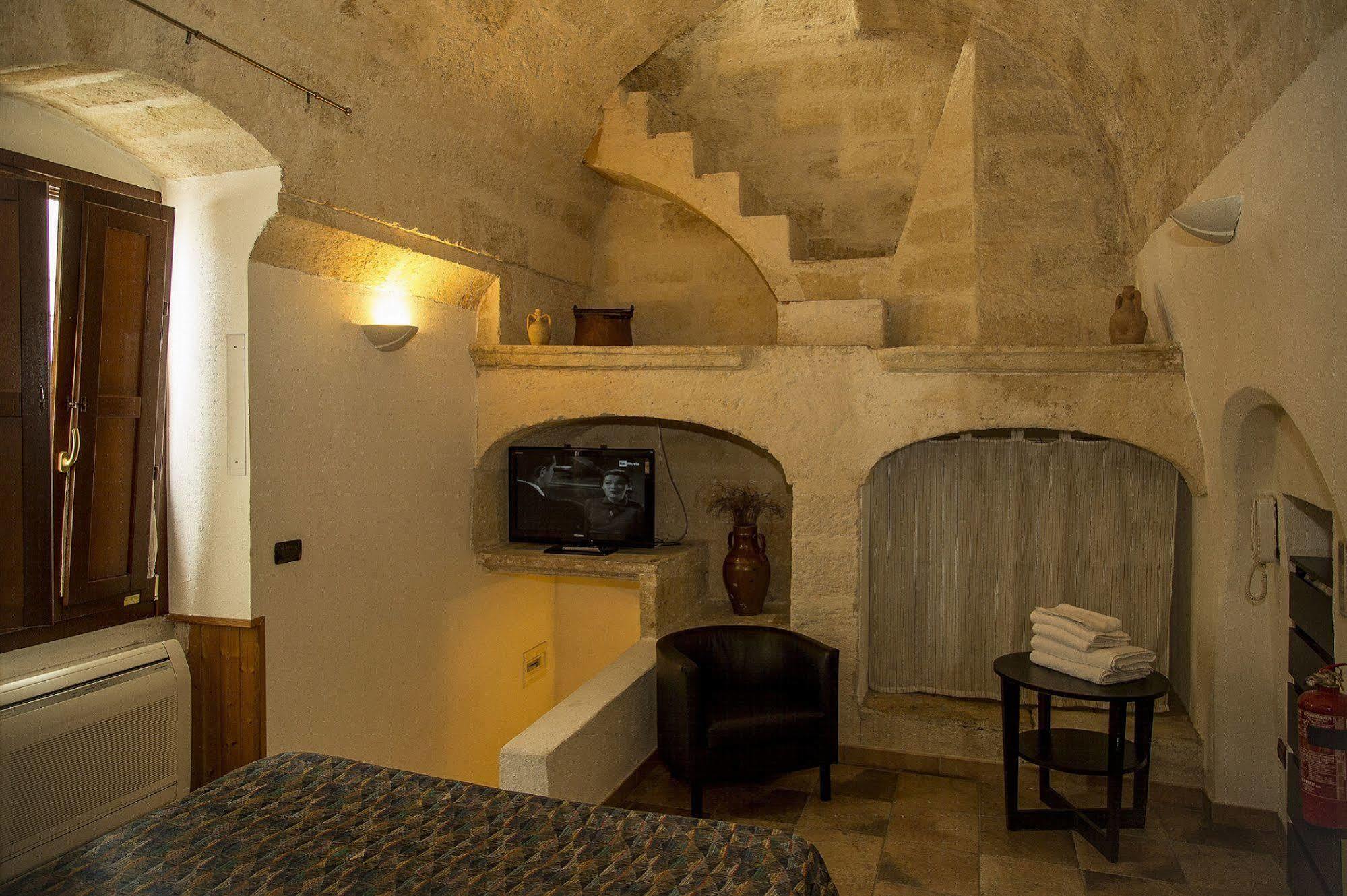 Vecchia Mottola Albergo Diffuso Buitenkant foto